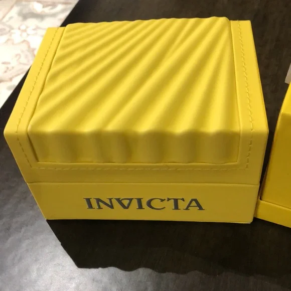 Invicta Cuadro watch Quartz multifunction black dial watch with box & outer box - Picture 11 of 14